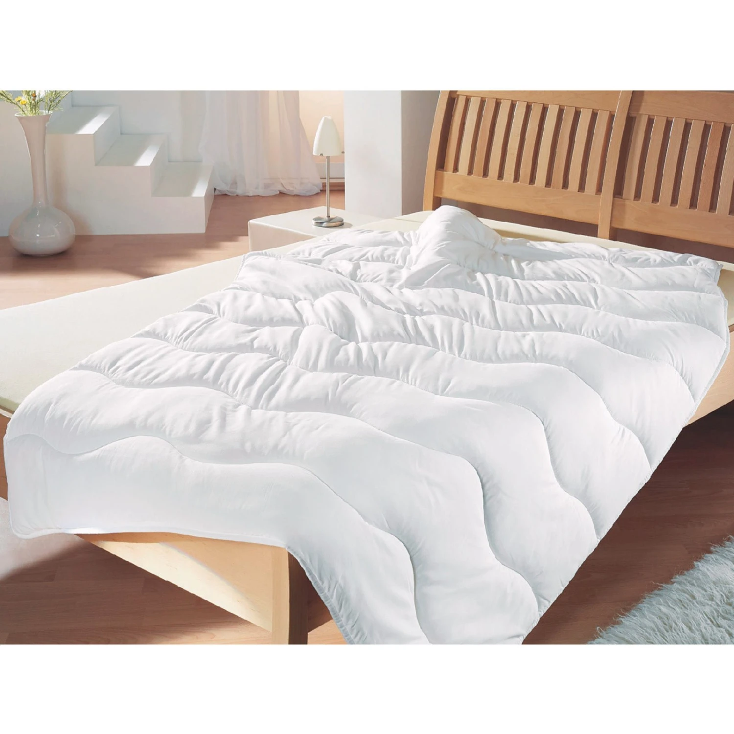 CleverPick Steppbett-Bettdecke - Microfaser - angenehm leicht -135x200 cm 4 CleverPick Steppbett-Bettdecke - Microfaser - angenehm leicht -135x200 cm – Bild 2