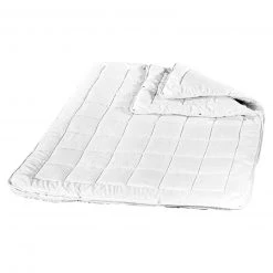 4-Jahreszeiten-Steppbett aus Microfaser - 155x220 cm - Allseason Bettdecke für ganzjährigen Komfort