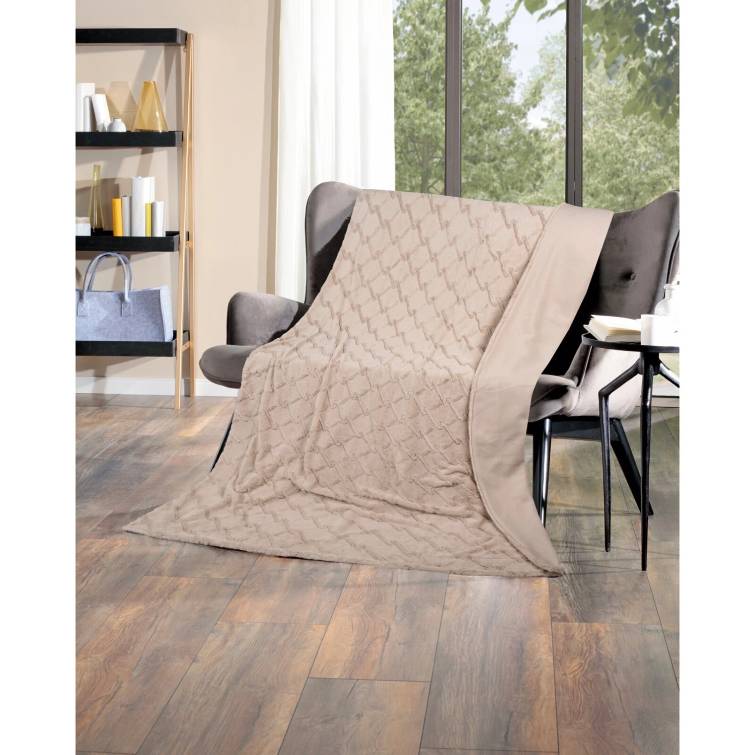 Webpelzdecke beige 150x200 cm - Kuschelig warme Wohndecke 4 Webpelzdecke beige 150x200 cm - Kuschelig warme Wohndecke – Bild 2