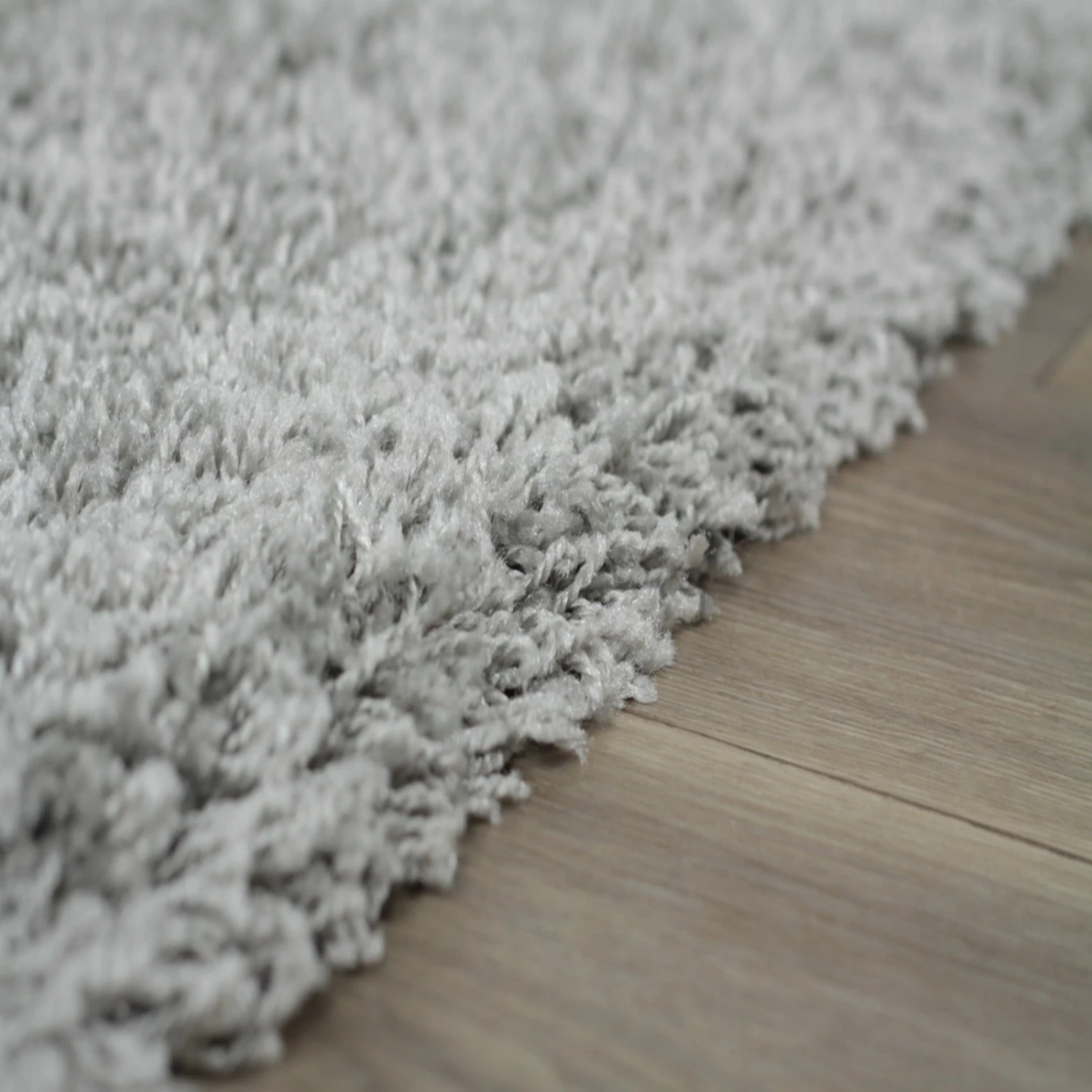 Hochflor-Teppich BASIC TRENDY - Grau - 80x150 cm - Shaggyteppich für gemütliche Wohlfühlatmosphäre 4 Hochflor-Teppich BASIC TRENDY - Grau - 80x150 cm - Shaggyteppich für gemütliche Wohlfühlatmosphäre – Bild 2