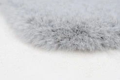 Kunstfell Teppich - Kaninchenfell-Haptik in grau-blau, 60x90 cm - weich & stilvoll 10 Kunstfell Teppich - Kaninchenfell-Haptik in grau-blau, 60x90 cm - weich & stilvoll -Heimtextilien Verkäufe 9003770300 04 1600Wx1600H