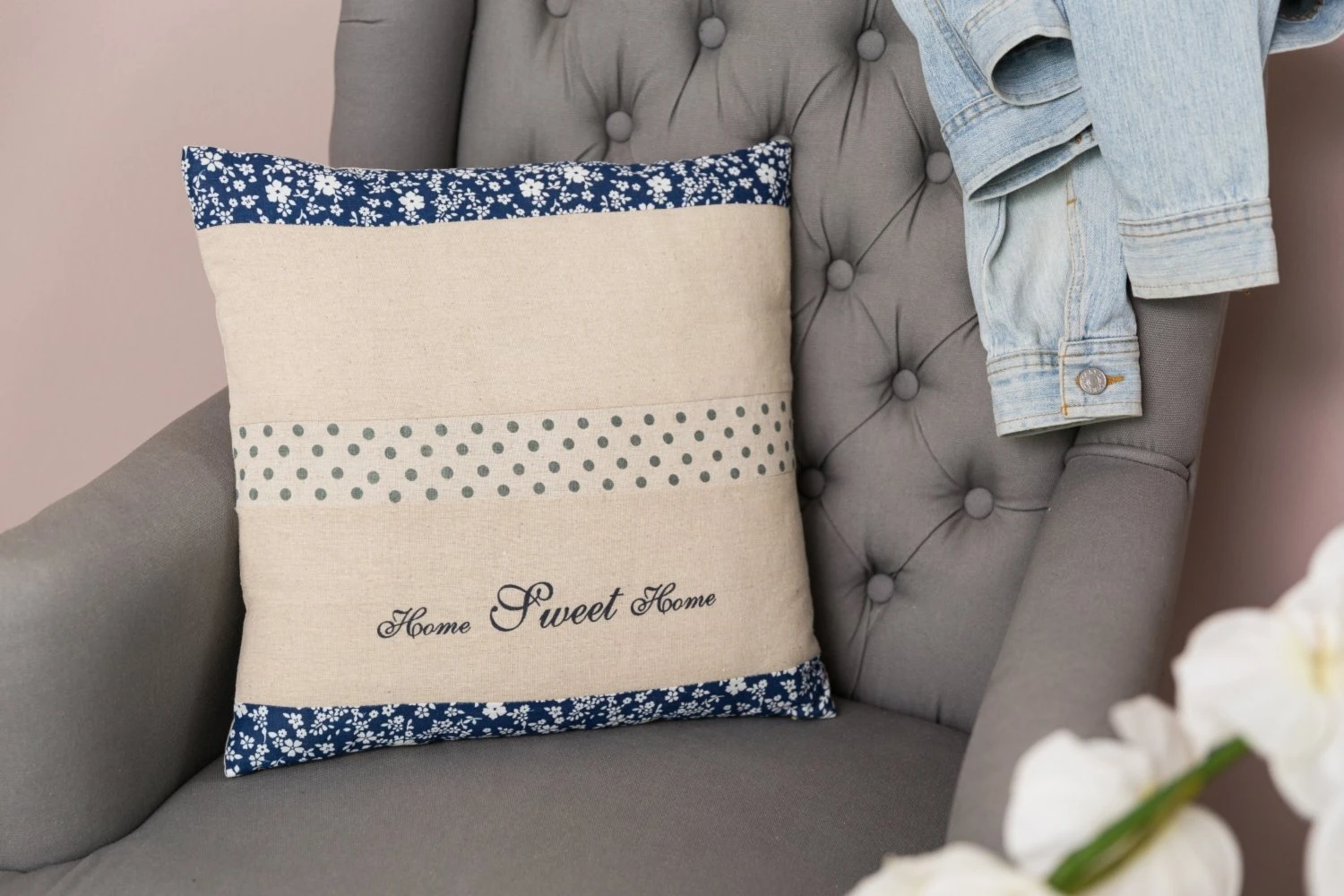 Kissen HOME SWEET HOME - Beige-Blau - 40x40 cm - Gemütliches Sofakissen 5 Kissen HOME SWEET HOME - Beige-Blau - 40x40 cm - Gemütliches Sofakissen – Bild 3