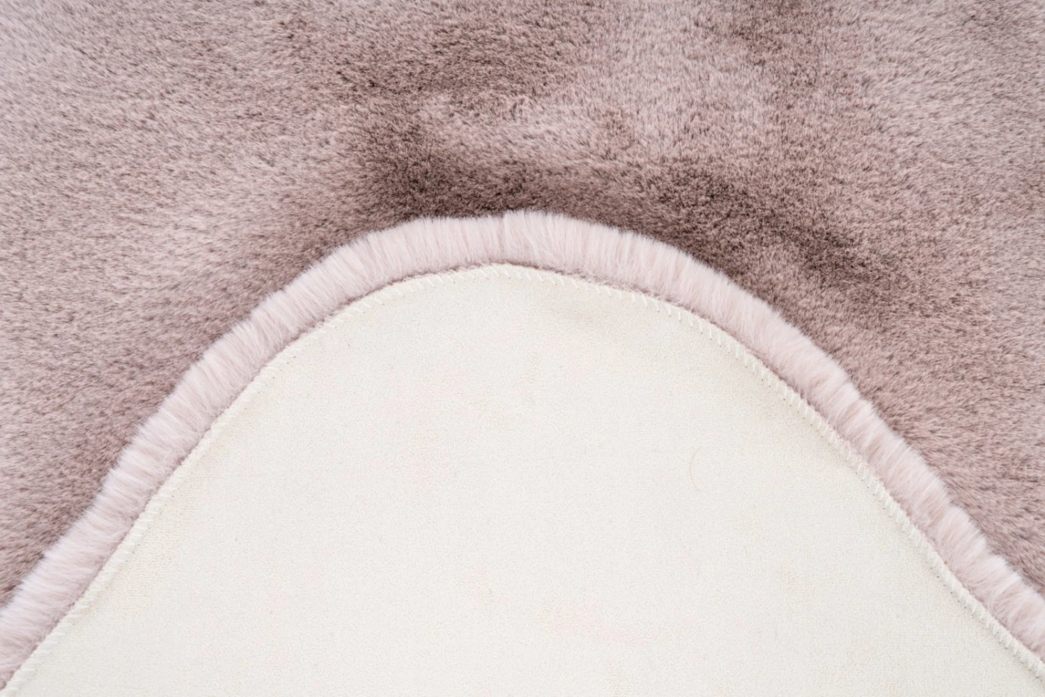 Kinderteppich Elefant - Rosa, 60x90 cm - Weicher Spielteppich für Kinderzimmer 5 Kinderteppich Elefant - Rosa, 60x90 cm - Weicher Spielteppich für Kinderzimmer – Bild 3