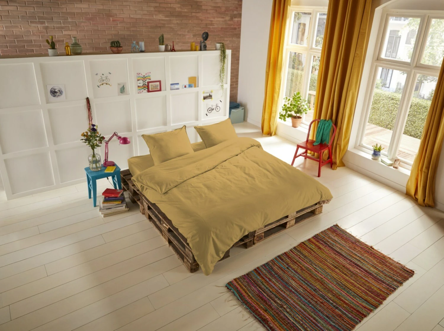 Hochwertige Satin-Bettwäsche in Ocker - 135x200 cm - Luxuriöser Komfort 4 Hochwertige Satin-Bettwäsche in Ocker - 135x200 cm - Luxuriöser Komfort – Bild 2