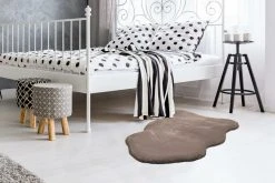 Teppich RABBIT LIGHT SHEEPSKIN 800 - taupe - 60x90 cm | Kunstfelle & Teppiche | Hochwertiger Schafsfell-Teppich 9 Teppich RABBIT LIGHT SHEEPSKIN 800 - taupe - 60x90 cm | Kunstfelle & Teppiche | Hochwertiger Schafsfell-Teppich -Heimtextilien Verkäufe 9004729000 04 1600Wx1600H